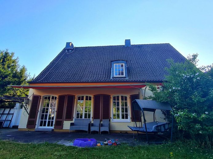 Familienparadies - großzügiges EFH mit Garten – Foto 8