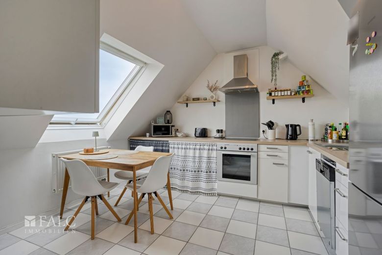 Helle 3-Zimmer-Maisonettewohnung in Top-Lage von Hürth Efferen – Küche