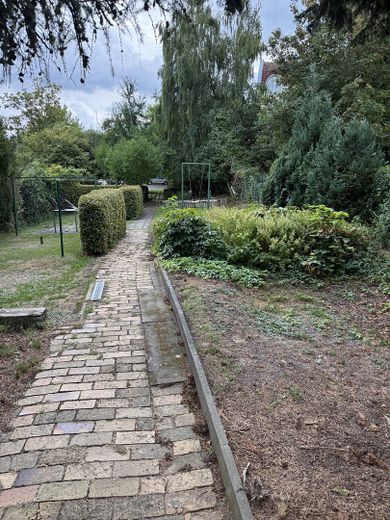 3-pokojowe mieszkanie w oficynie, ciche, w centrum, z 2 tarasami – Garten