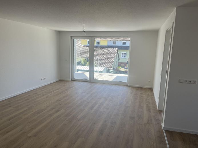 Piso de 4,5 habitaciones en Spaichingen, a estrenar en obra nueva – Wohn-Esszimmer
