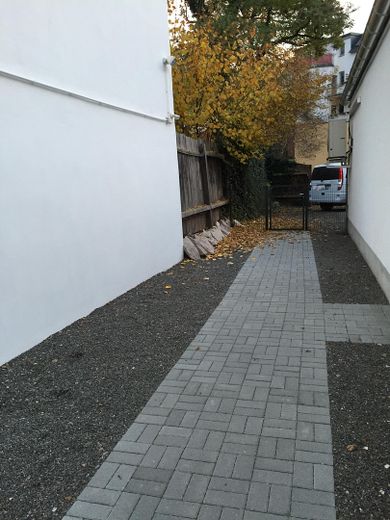 Weg zum Parkplatz