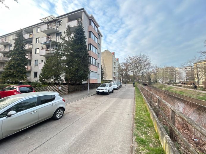 Freie Eigentumswohnung mit Balkon in außergewöhnlicher Lage Berlin – IMG_1049