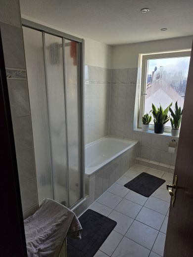 Tolle Dachgeschoss Wohnung in Schönkirchen – Foto 1