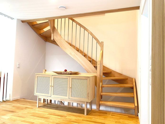 Moderne A+ DHH mit Gartenoase, Solar + Garage + Top-Anbindung – Foto 6