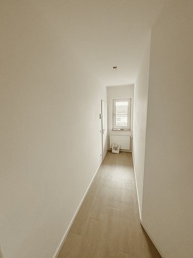 Zentrale Eigentumswohnung in Siegburg, Kaldauen zu verkaufen – Flur/Eingang