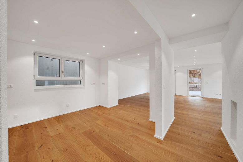 v2t-kueche-flur-ansicht