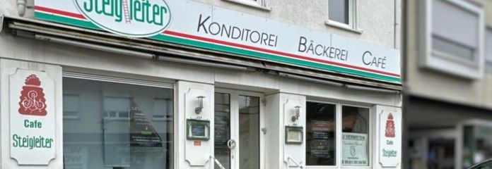 Gastro- / Büro- oder Praxisfläche in zentraler Lage mit Stellplätzen