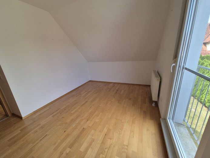 Von Privat: Reiheneckhaus in ruhiger Lage Schwarzenbruck / OT Lindelburg – Kinderzimmer Foto NR 2