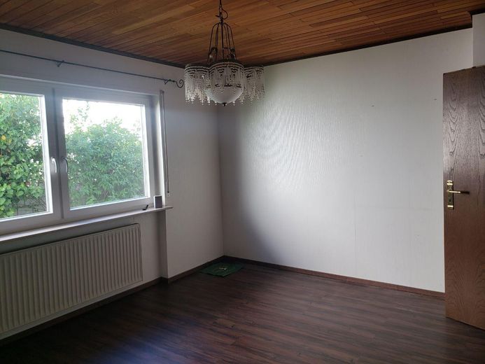 Gemütlicher Bungalow, sehr zentral, großer Garten und Nebengebäude – Foto 8