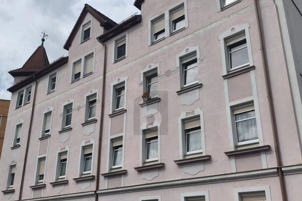 MITTENDRIN STATT WEIT DRAUßEN