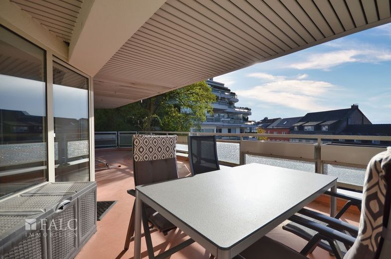 Schöne Wohnung am Schloss Bensberg – Balkon
