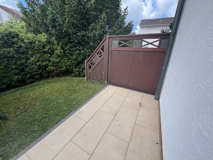 Große 3,5-Zimmer-Wohnung mit Gartennutzung in Messel – Foto 3