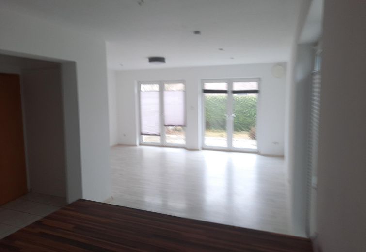 Eßplatz mit Wohnzimmer Haus 2