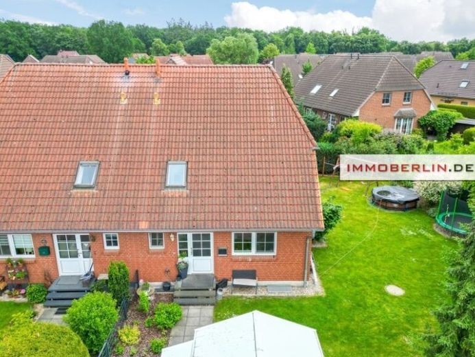IMMOBERLIN.DE - Schönes frei werdendes Haus mit Südwestgarten in familienfreundlicher Lage – Foto 1