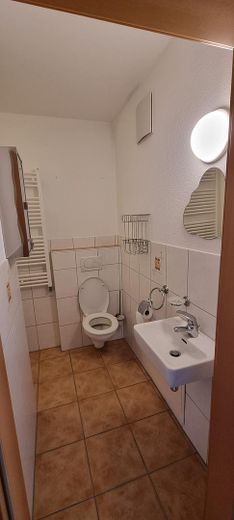 ETW (3 Zimmer/103,23qm) Neu-Ulm/Wiley - charmant, hell, in Premium-Lage(Peter Biebl Park) – kl. Bad, Dusche,WC