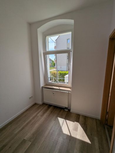 Małe, przestronne mieszkanie w pobliżu Schlossteich - dzielnica Schloßchemnitz – Küche mit Fenster