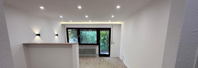 Sanierte und Möbilierte 1-Zimmer Wohnung in Wüstenrot – Wohn- und Schlafzimmer 1