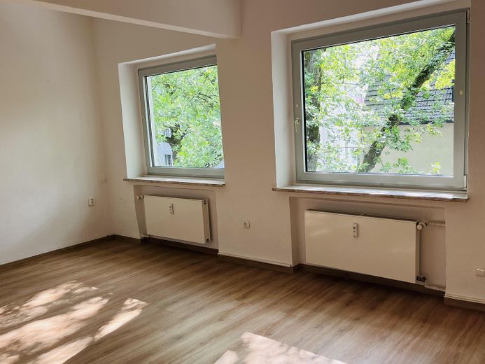 Sonniges Wohnzimmer