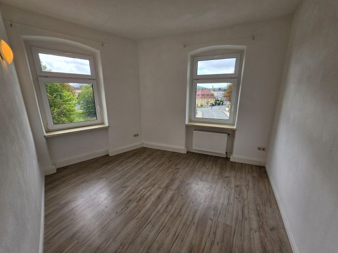 125qm 6-Raum Wohnung nach Renovierung und Sanierung zum Erstbezug – Zi 3.4 Eckzimmer