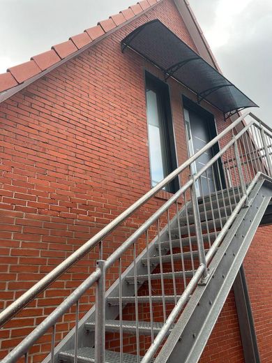 80 m² DG-Wohnung mit eigenem Eingang & Gestaltungsspielraum bei der Sanierung – Foto 8