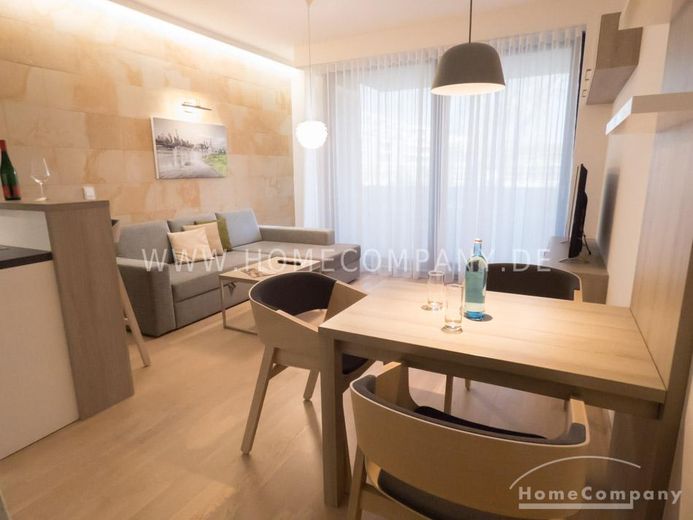 142182 HomeCompany Dresden Möbliert/Furnished Exklusives 2-Zimmer Apartment in Dresden-Altstadt Nähe Frauenkirche max. 4 Personen! – 83d147e3e29f017006cefbb4f09dcc63b663fa9e.jpg