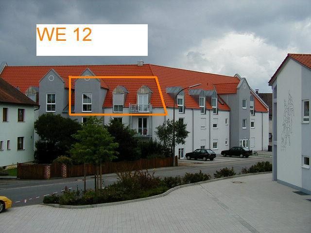 helle moderne DG 4 Zi im Ort Hirschaid auch Eigennutzung, Hobbykeller, 2 Bakone, Garage – von Süden, mit Sonnenbalkon