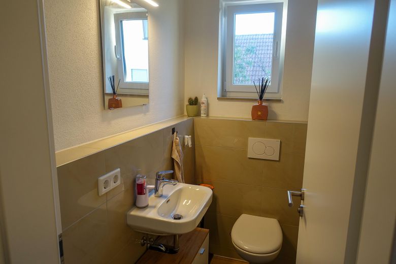 Gäste-WC im 1. OG
