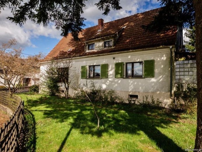 Tolles Einfamilienhaus mit gehobener Ausstattung und großem Grundstück. – फोटो 1