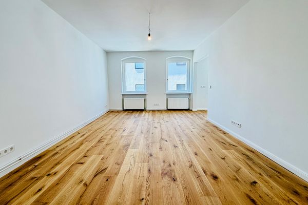 NEU: Bezugsfreie und vollständig sanierte 2-ZKB Wohnung in Berlin-Mitte/Wedding | provisionsfrei