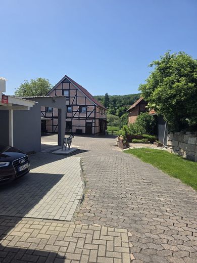 Hof ab Einfahrt