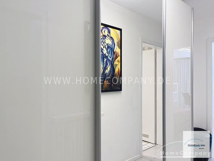 Tolles, neu renoviertes und möbliertes Apartment mit Balkon in Bestlage Bogenhausen – 9082837ffc0fe4efa073e21658d8425dda855761.jpg