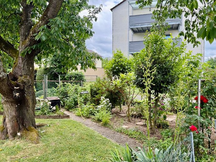 Helle 4-Zi-Wohnung in ruhiger Lage in Rastatt - mit Balkon, Garage, Garten – Foto 3