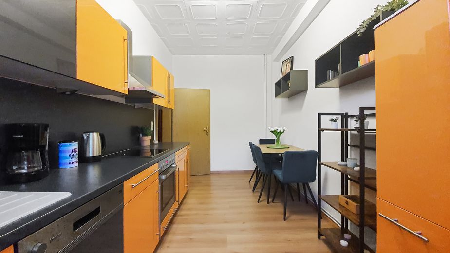 Ekskluzywny apartament w stylu retro! All-inclusive z kuchnią, Wi-Fi i pełnym wyposażeniem! – Küche