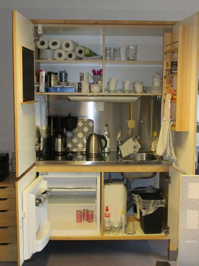 2 otopark yeri dahil aydınlık ofis/muayene birimi – Foto 10