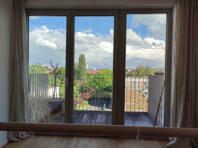 Oasis de luz de lujo de 4 habitaciones, 106 m²| 2022| Vistas panorámicas| 4.º piso+ascensor| 2 baños|2 balcones| cocina equipada|garaje subterráneo – Foto 35