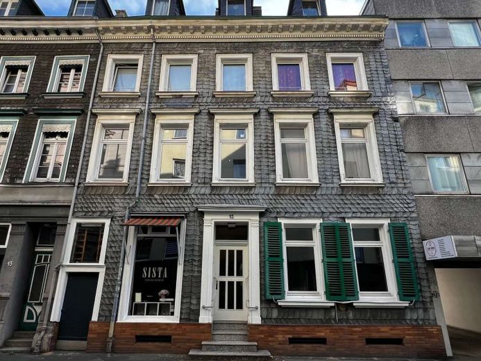 ***Charaktervoll starten – Gewerbeeinheit im Luisenviertel – Foto 1