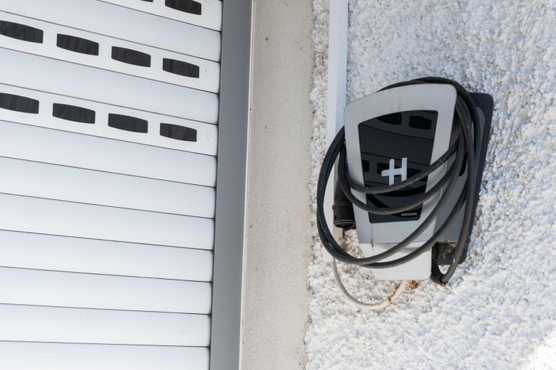 Exklusives Einfamilienhaus in traumhafter Flusslage - Wohnen, wo andere ihre Freizeit verbringen – Wallbox