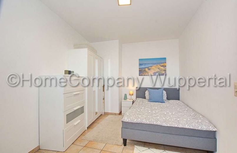 Modern 2 room apartment with large roof terrace and DSL at the central point in Remscheid – c9480ab330ff93f48e9e7be595cb7739398e6e96.jpg
