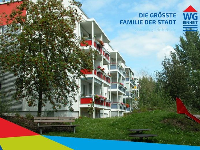 +!+ LICHTDURCHFLUTETE 2-Raum-Whg. in Hutholz mit Blick ins Grüne +!+ – Foto 1
