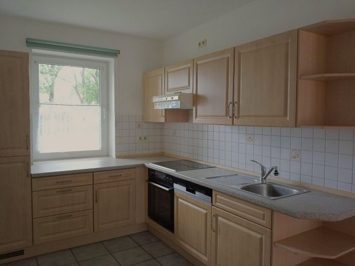 Solides MFH, Schweriner Stadtrand, als Investment o. Eigennutzung, sof. bezugsfähig, 2.505m² Grdst. – Küche EG rechts a