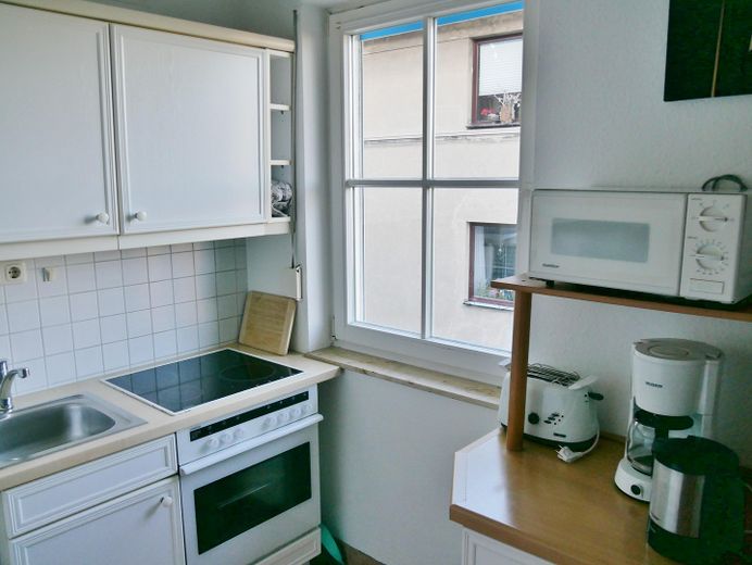 Küche m.Herd, Mikrow.Kaffeem..