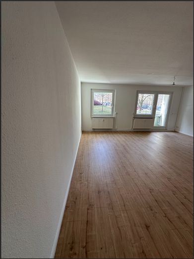 15.000€ Traumküche in einer schönen hellen 3 Zimmerwohnung – Wohn- Esszimmer 
