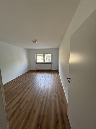 3 Zimmer Wohnung in Creglingen zu vermieten / Saniert im Dezember 2024 – Schlafzimmer