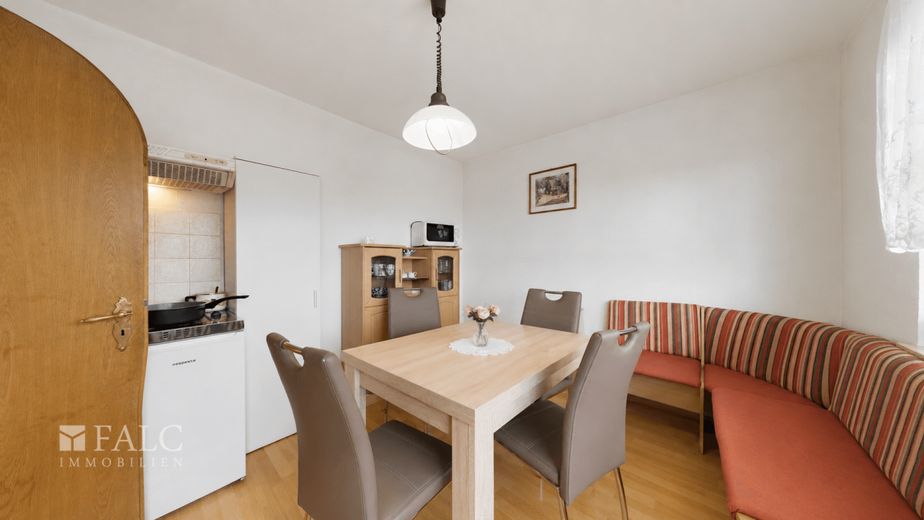 Großzügiges Landhaus mit separaten Apartmentbereichen – Wohnbereich Einliegerwohnung