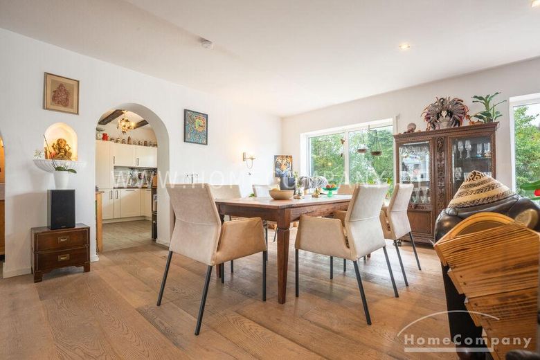 Außergewöhnlicher Designer-Bungalow mit Indoor-Pool, Heimkino  &  Smart-Home in ruhiger Naturlage – 3874bb5721ac6a7b808ad8d8369da32439809a64.jpg