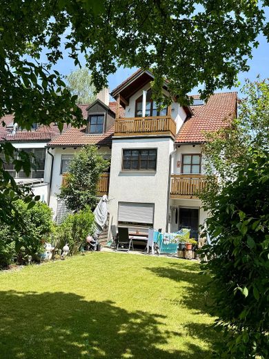 Hausansicht Gartenseite