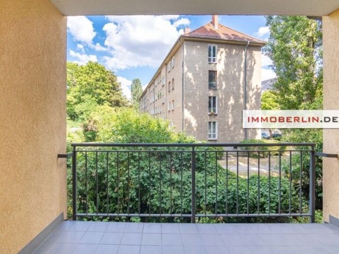 IMMOBERLIN.DE - Appartamento molto attraente con loggia in posizione tranquilla vicino ad Antonplatz – Foto 1
