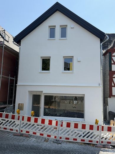 Schmuckstück: "Haus in Haus" - 4 Zimmer 2 Bäder, Küche und Gäste WC – फोटो 2