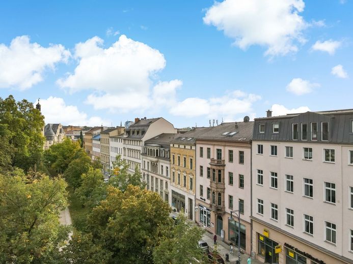 Wohnen in der Altstadt
Großartige 3-Raumwohnung mit Balkon! – Aussenansicht