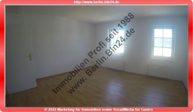 Dachgeschoß - City - Mietwohnung - 2 Personenhaushalt – G0018648